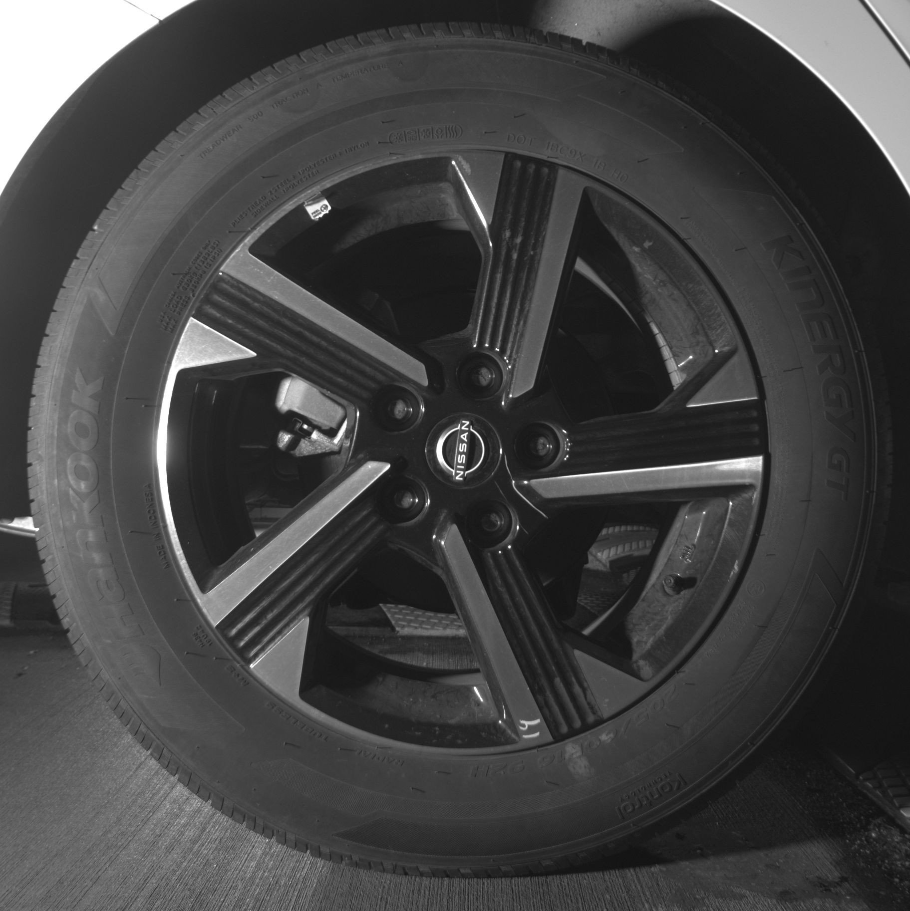 Used 2025 Nissan Sentra SV image 15