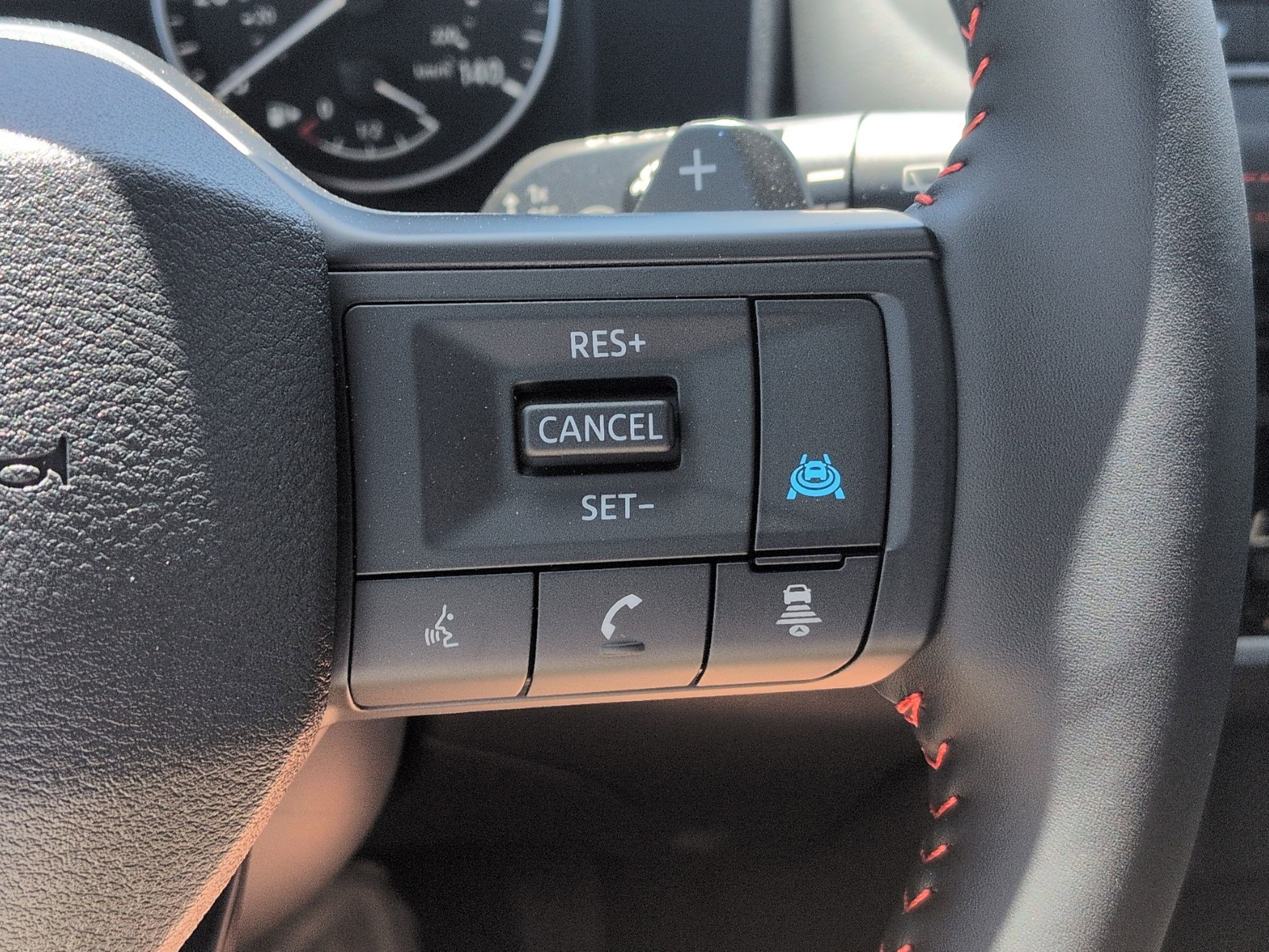 New 2026 Nissan Rogue SV AWD/4WD image 15