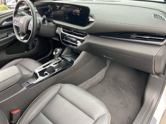 Used 2024 Buick Envista Avenir FWD image 24
