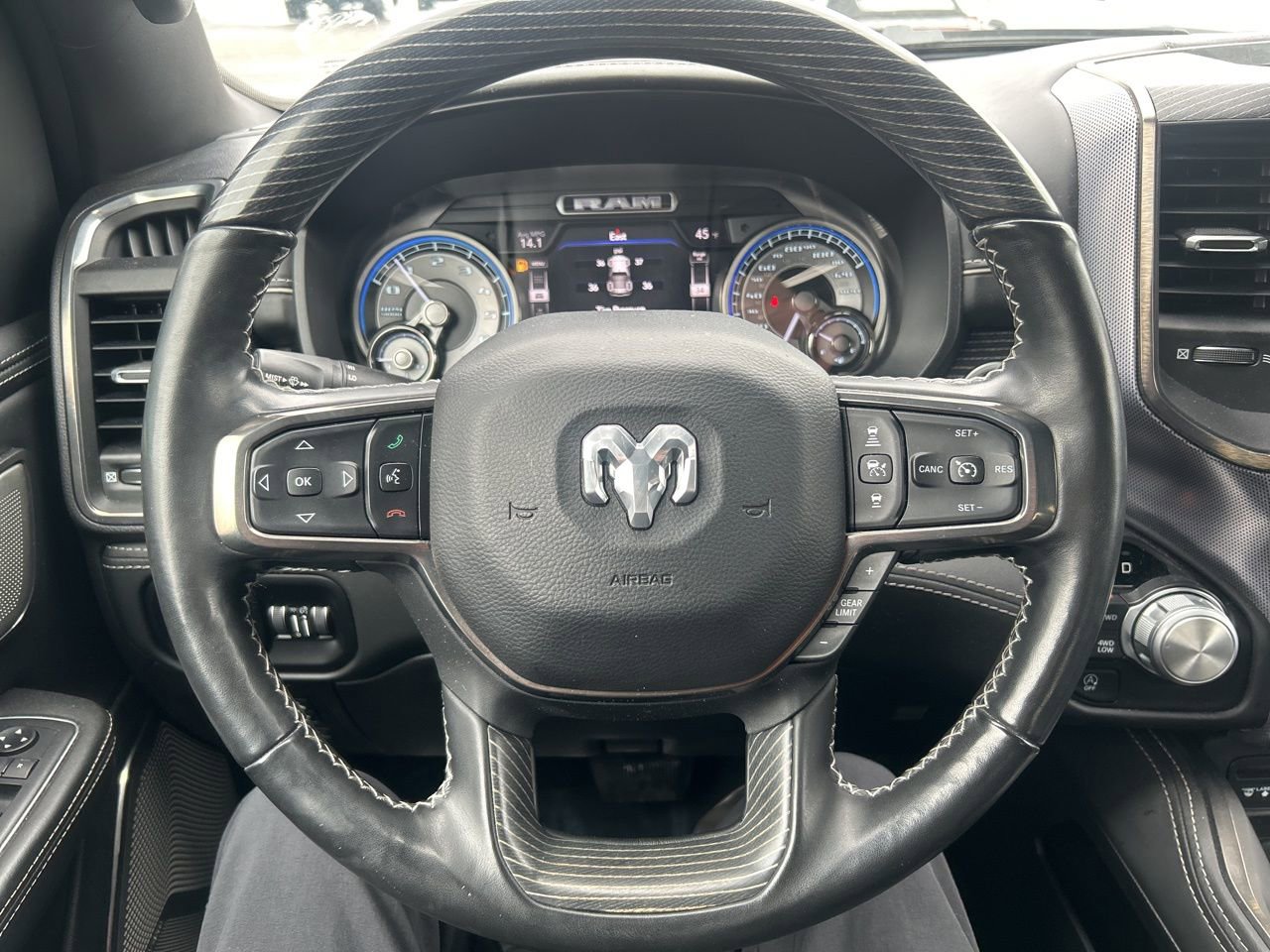Used 2019 RAM 1500 Limited image 11