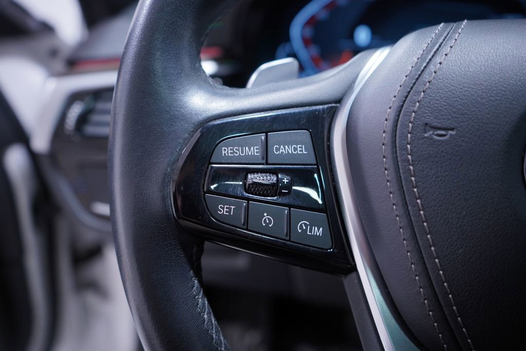 Used 2022 BMW 530i w/ Convenience Package image 20