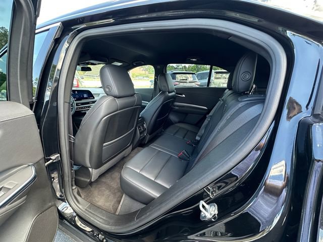 Used 2024 Cadillac XT4 Premium Luxury image 19