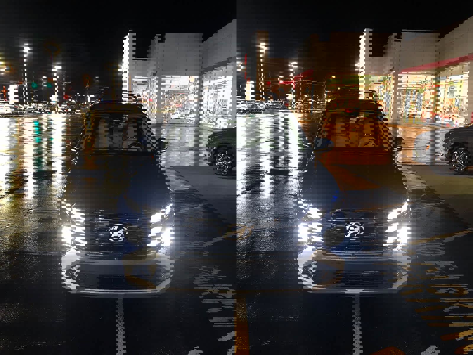 New 2026 Hyundai Tucson SEL image 2