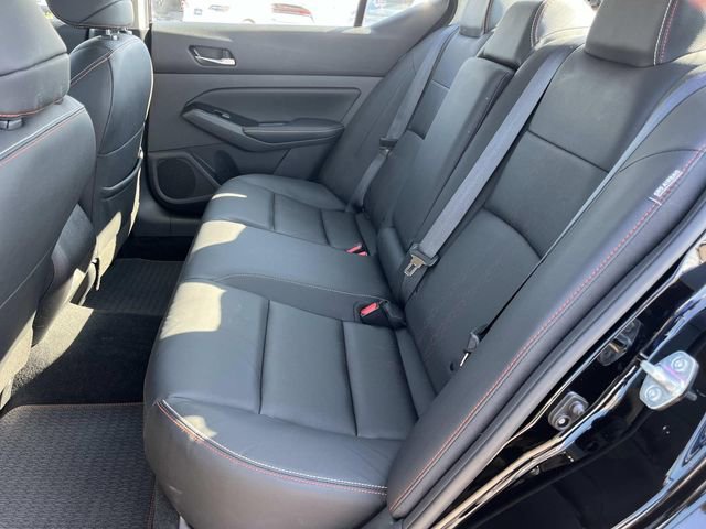 Used 2024 Nissan Altima 2.5 SR w/ SR Premium Package image 18