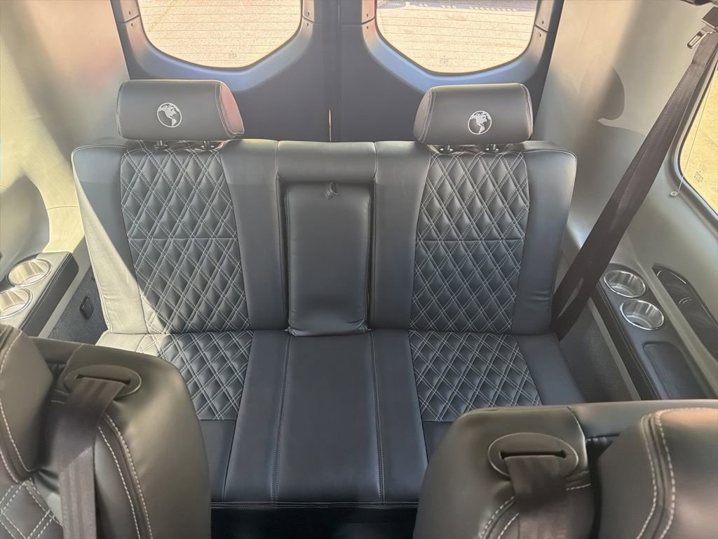 Used 2024 Mercedes-Benz Sprinter 3500 image 38