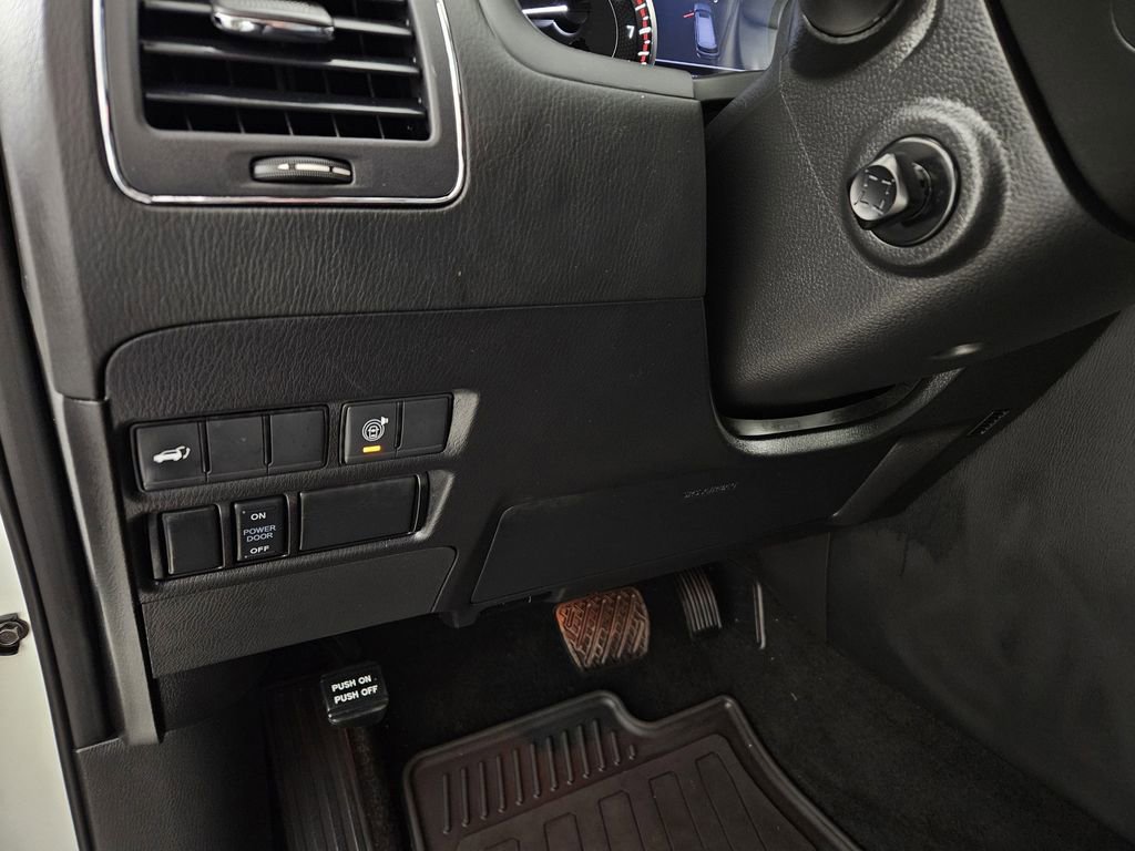 Used 2022 Nissan Armada SL w/ Midnight Edition Package image 25