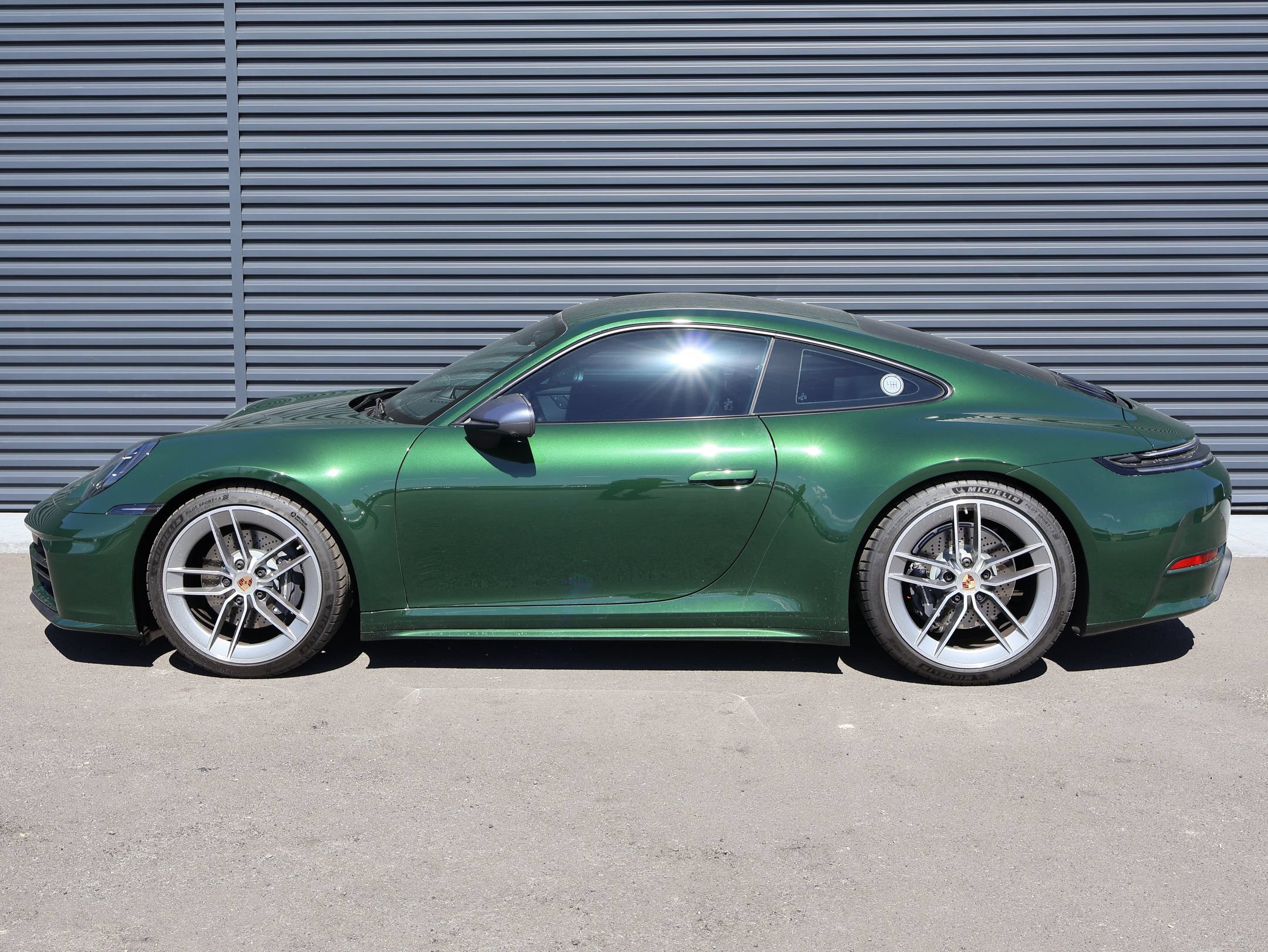 Certified 2026 Porsche 911 Carrera T RWD image 2