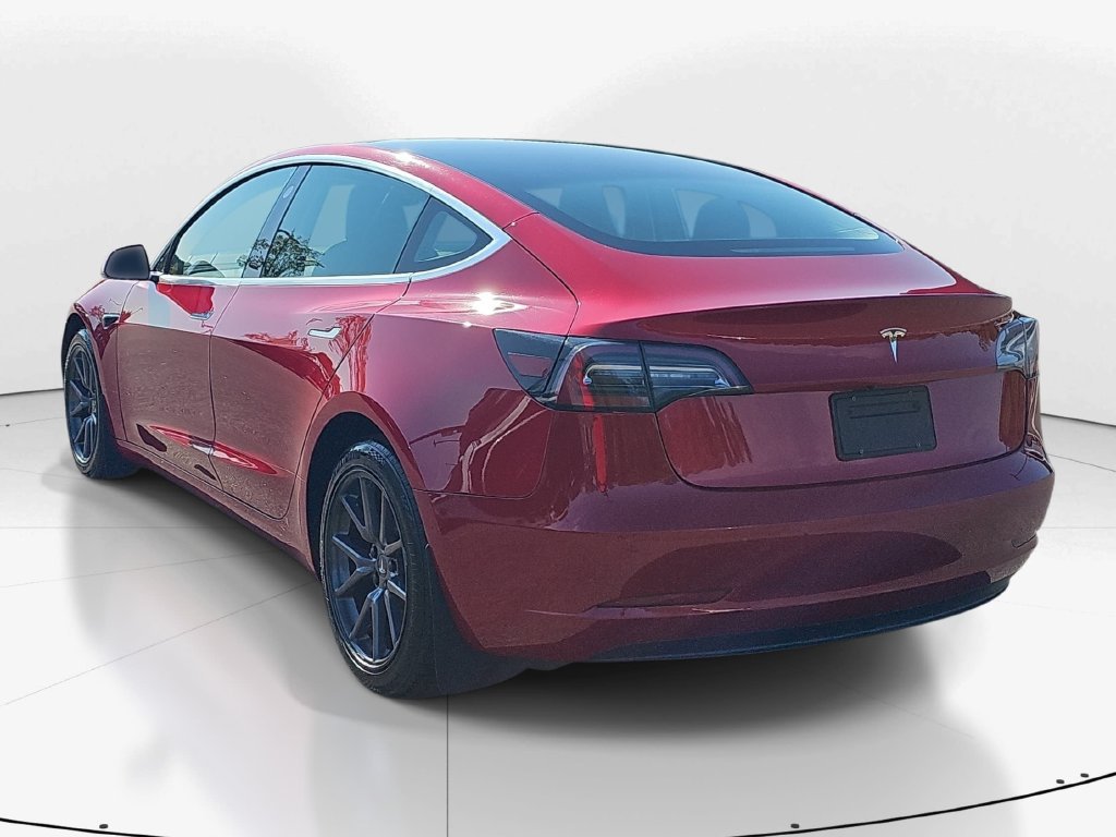 Used 2020 Tesla Model 3 Standard Range Plus RWD image 8