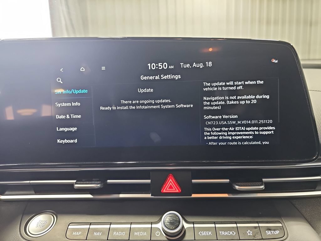 Certified 2023 Hyundai Elantra SEL w/ Convenience Package FWD image 22