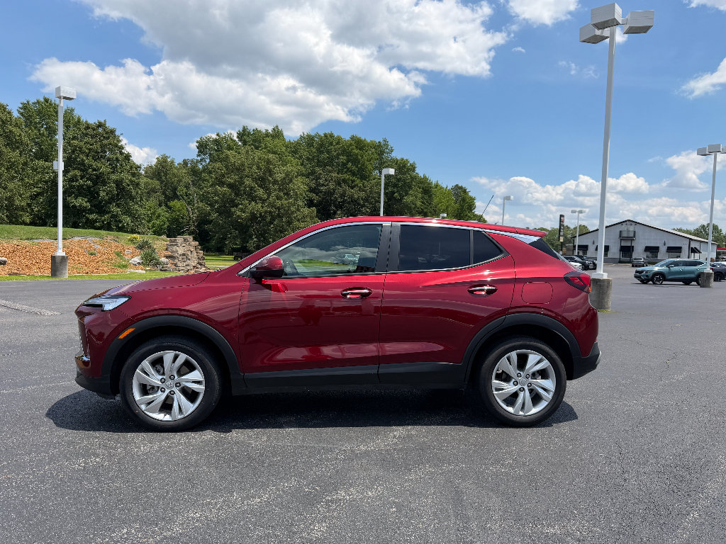 Used 2024 Buick Encore GX Preferred FWD image 4