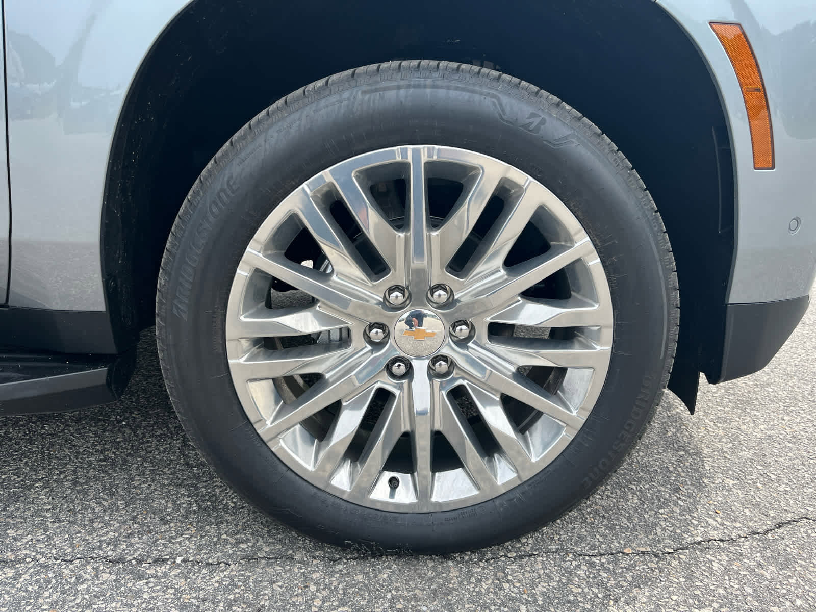 New 2026 Chevrolet Suburban RST image 32