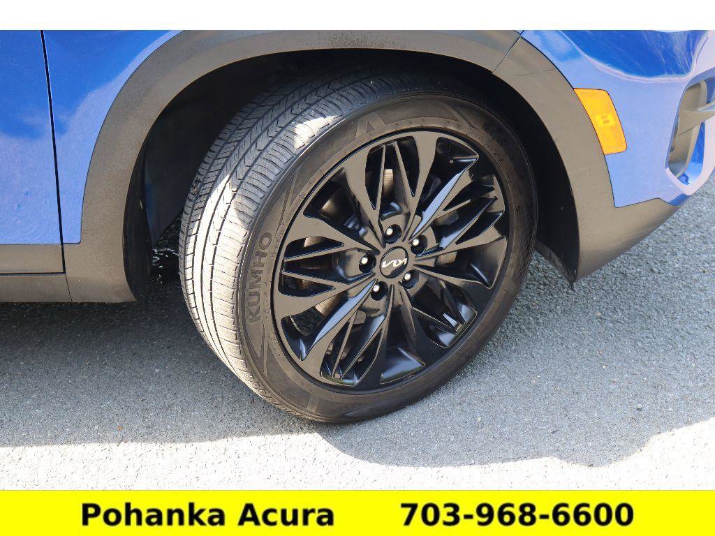 Used 2022 Kia Seltos Nightfall Edition image 28