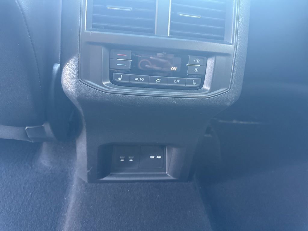 Used 2023 Volkswagen Atlas SEL Premium image 21