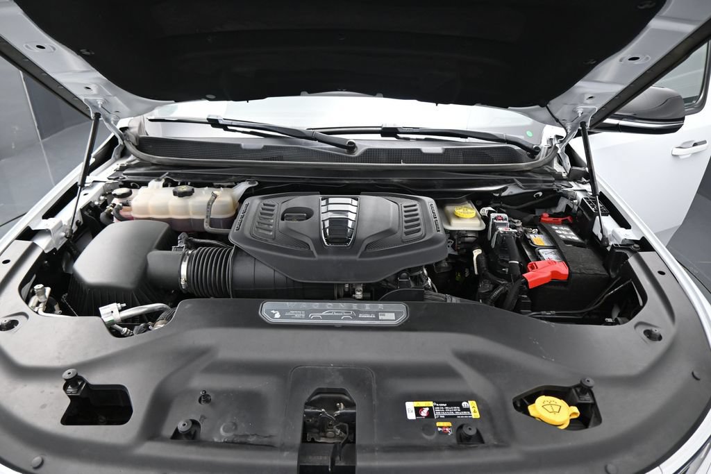 Used 2024 Jeep Wagoneer Series II AWD/4WD image 32