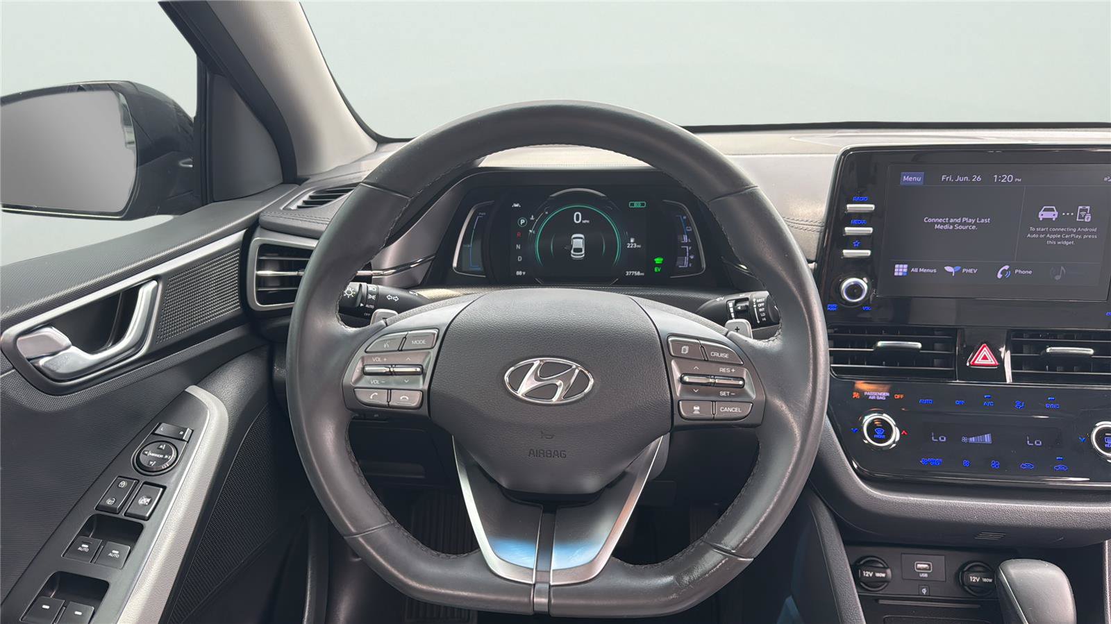 Used 2022 Hyundai Ioniq SEL FWD image 24