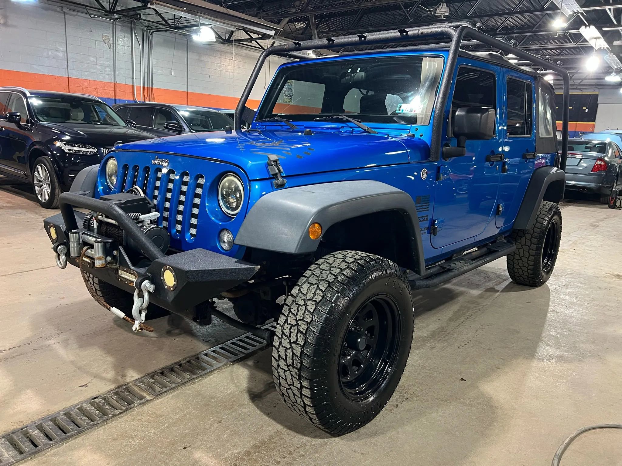 Used 2015 Jeep Wrangler Unlimited Sport w/ Connectivity Group image 7