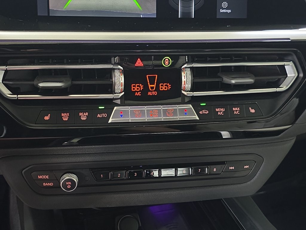Certified 2025 BMW Z4 M40i w/ Premium Package RWD image 25