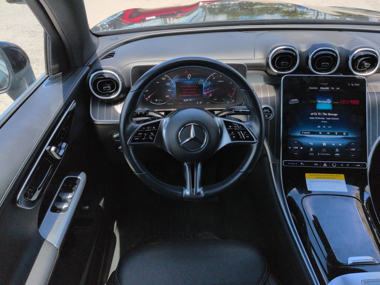 Used 2024 Mercedes-Benz GLC 300 image 16