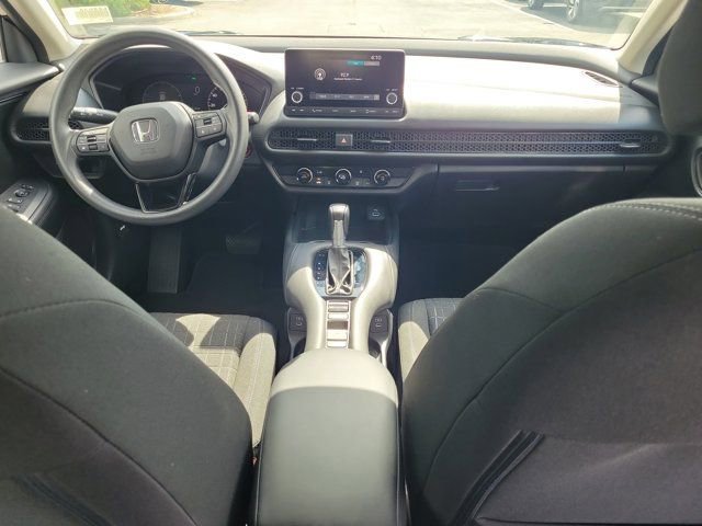 Used 2024 Honda HR-V LX image 2