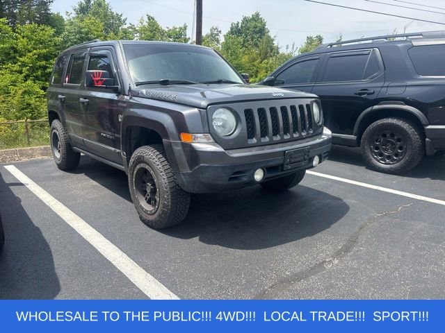 Used 2014 Jeep Patriot Sport w/ Tire & Wheel Group AWD/4WD image 1