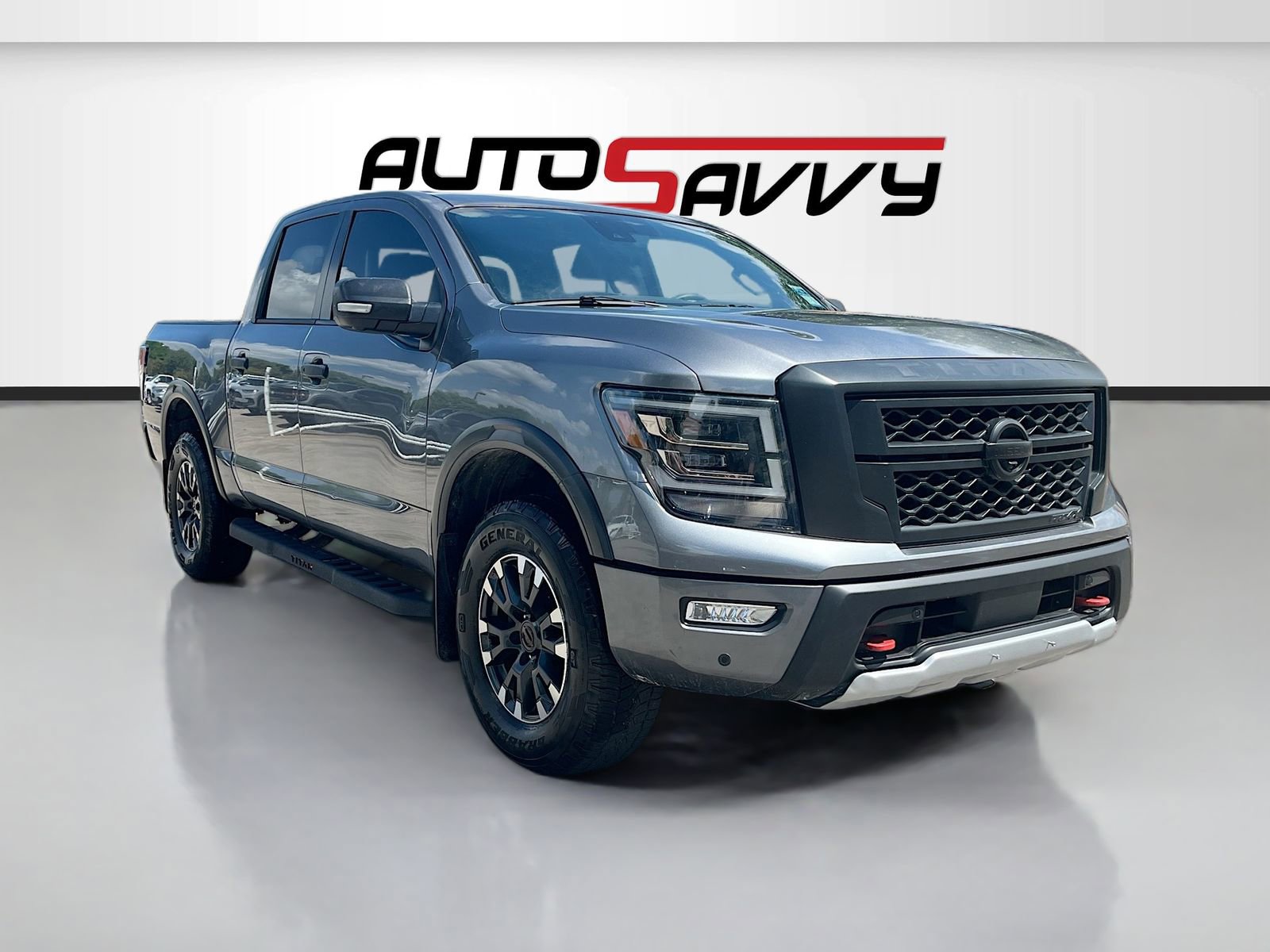 Used 2024 Nissan Titan PRO-4X w/ Pro-4x Convenience Package image 1