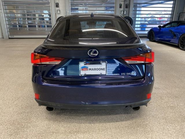 Used 2017 Lexus IS 300 300 w/ Premium Package image 6