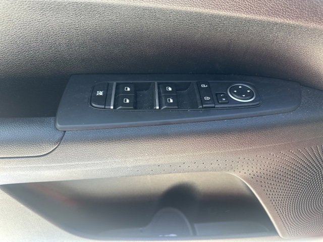 Used 2023 Kia Forte LXS w/ LXS Technology Package image 11