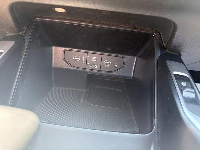 Used 2024 Kia Sorento S w/ Panoramic Sunroof Package FWD image 23