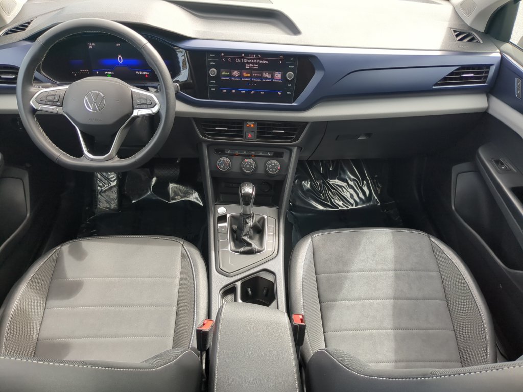 Certified 2022 Volkswagen Taos SE FWD image 12