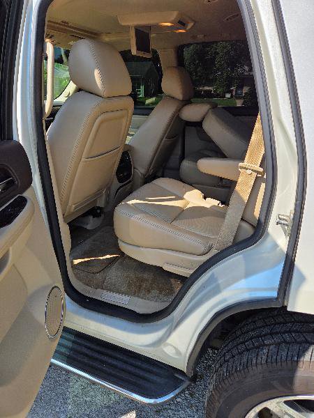 Used 2012 GMC Yukon Denali image 16