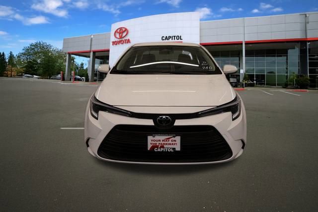 New 2026 Toyota Corolla LE image 2