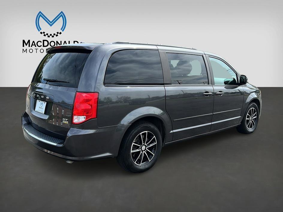 Used 2017 Dodge Grand Caravan GT image 7