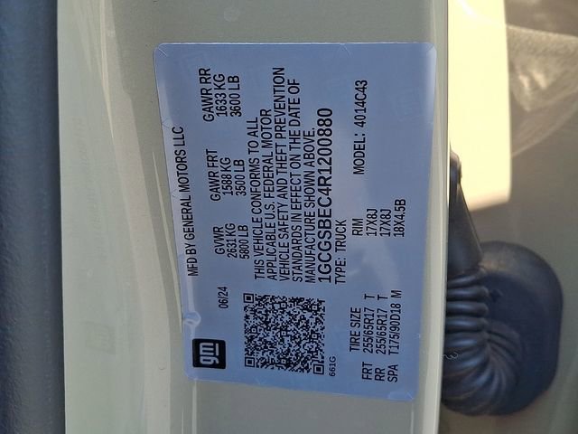 Used 2024 Chevrolet Colorado W/T RWD image 27