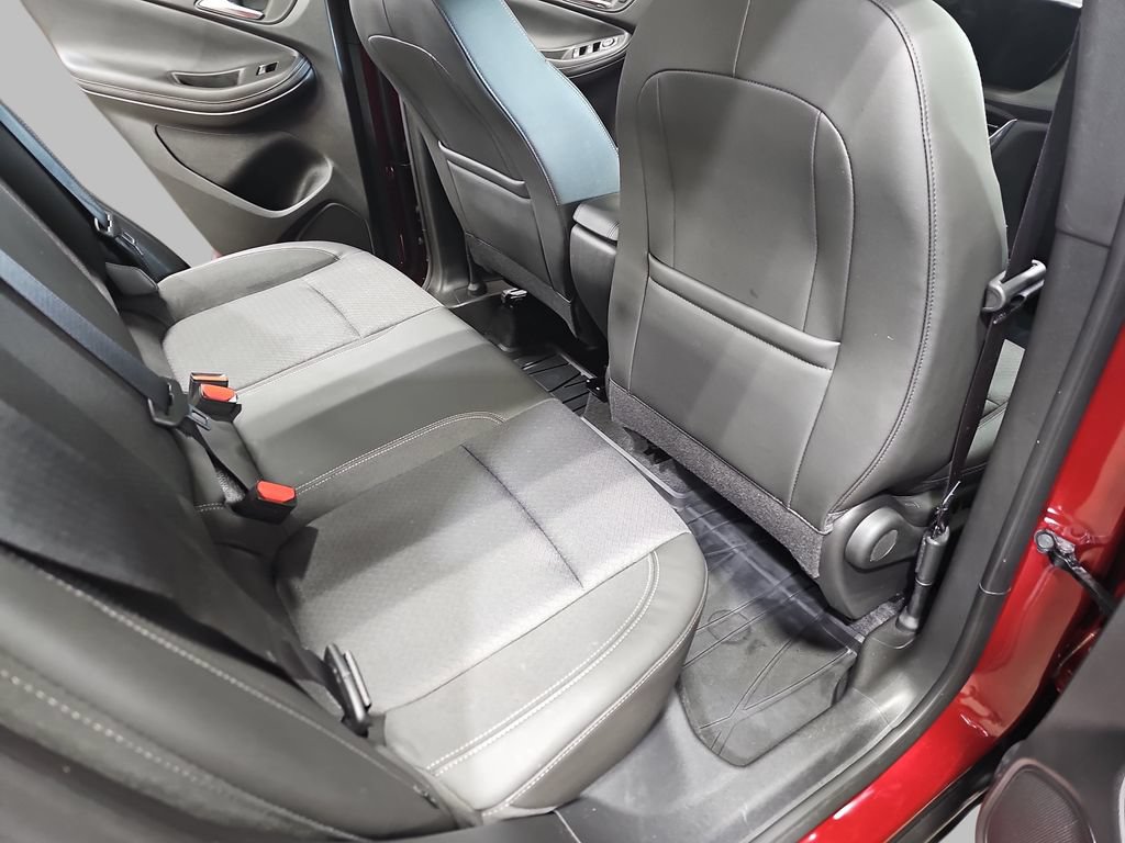 Certified 2025 Buick Encore GX Preferred FWD image 14