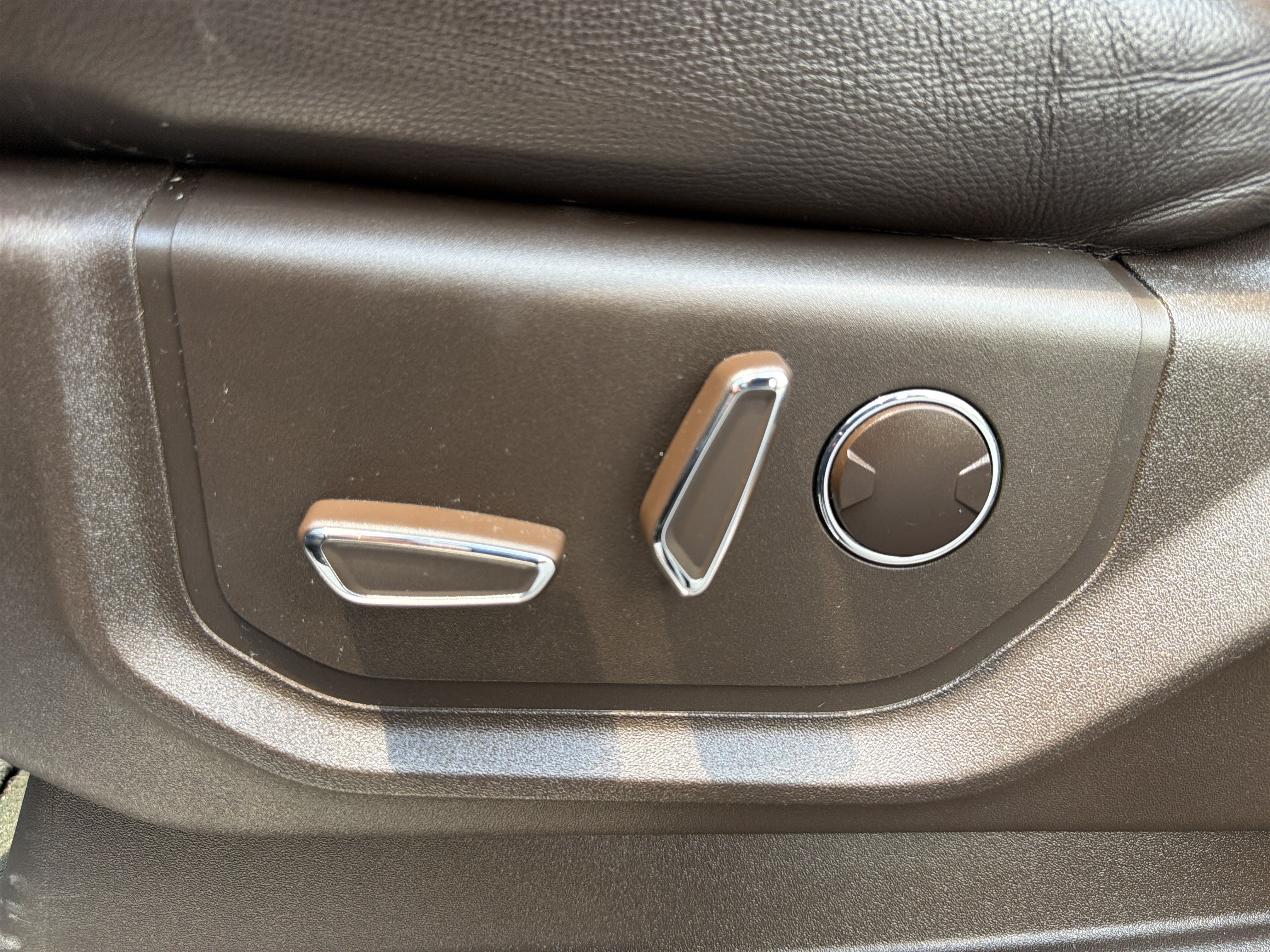 Used 2023 Ford Expedition King Ranch AWD/4WD image 18