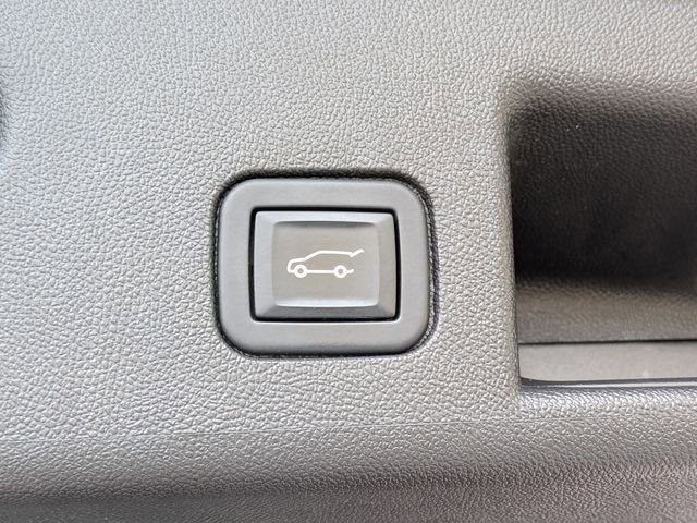 Used 2022 Chevrolet Equinox RS image 32