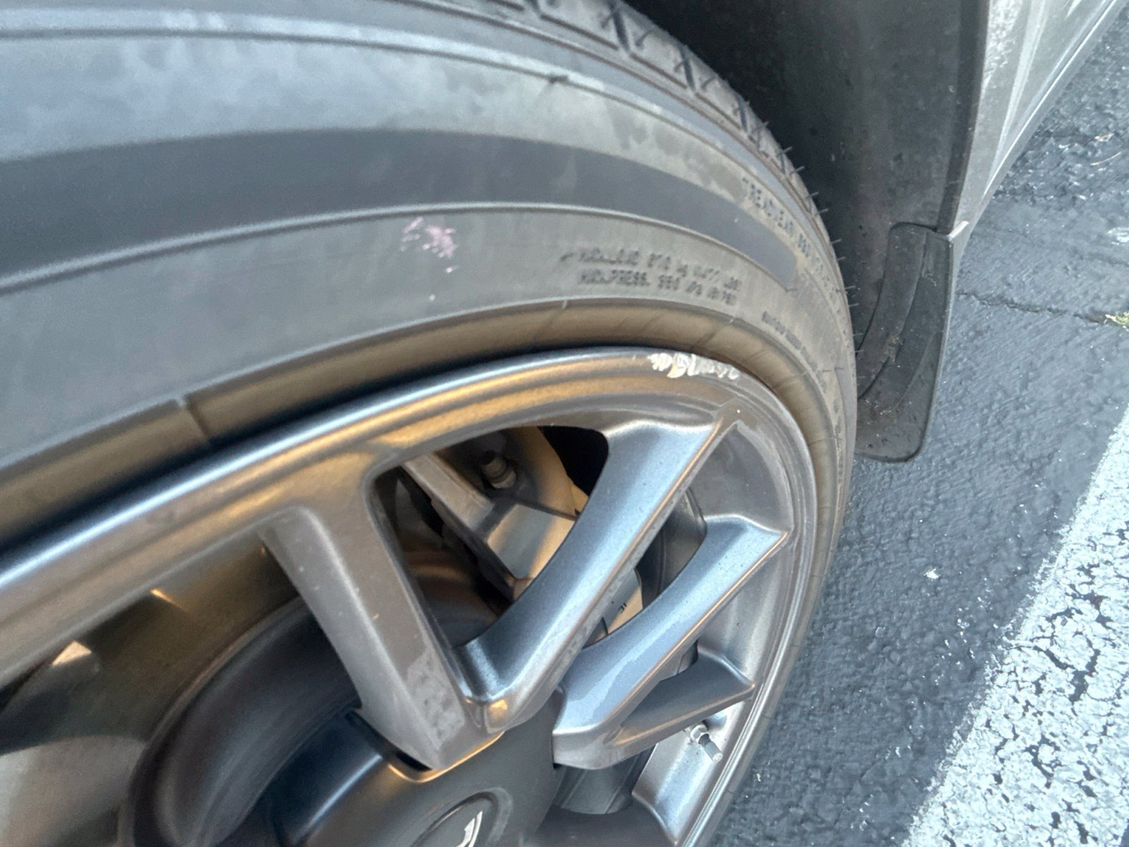 Used 2022 Tesla Model 3 Long Range AWD/4WD image 6