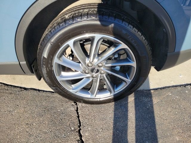 Certified 2024 Lincoln Corsair AWD w/ Equipment Group 101A image 18