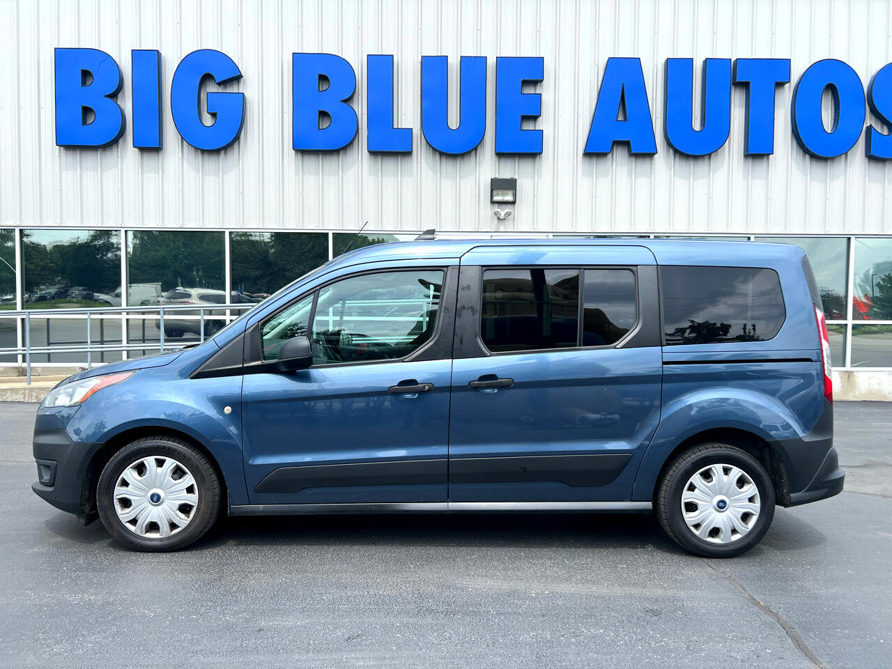 Used 2020 Ford Transit Connect XL image 2