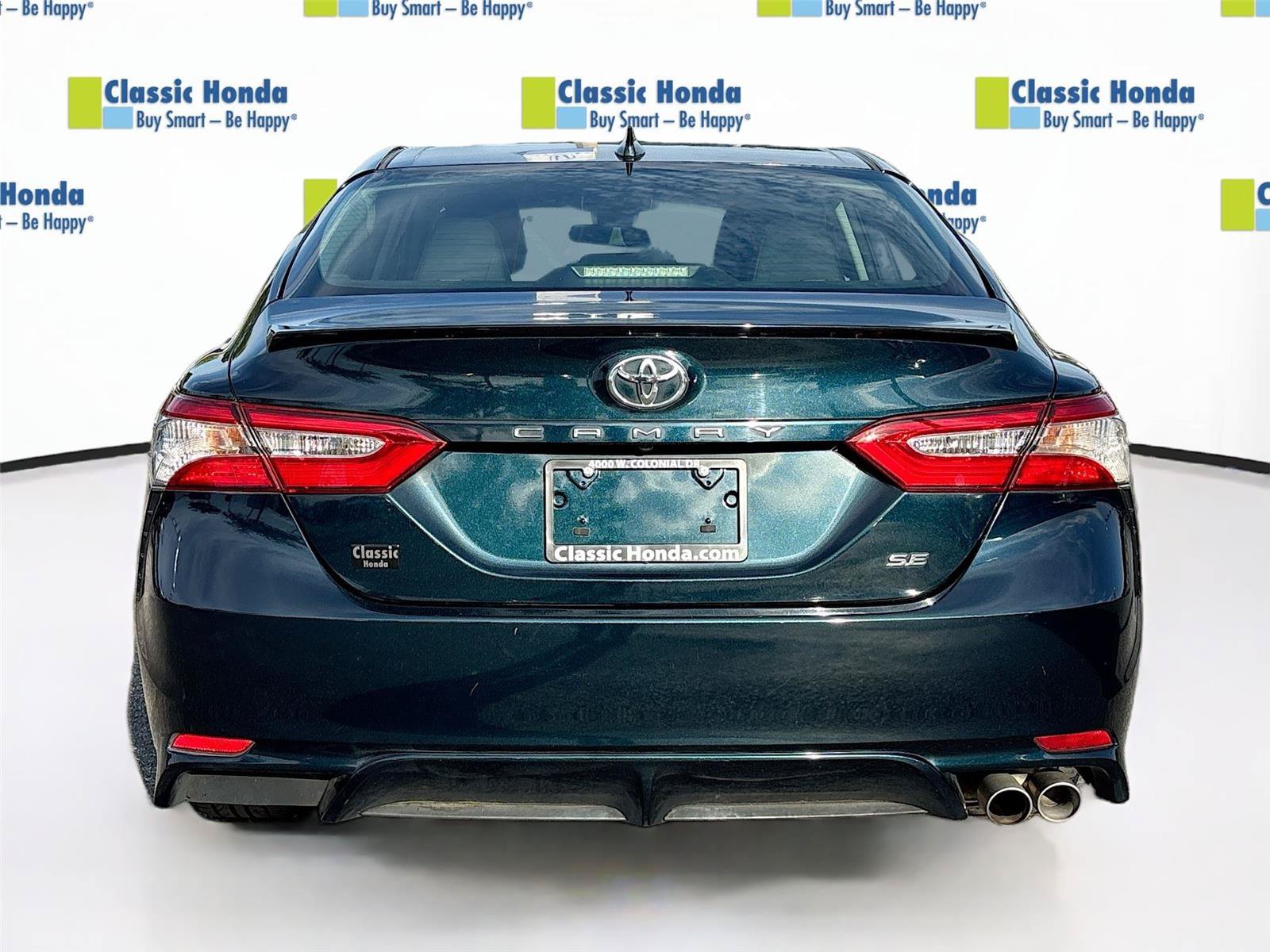 Used 2020 Toyota Camry SE FWD image 7