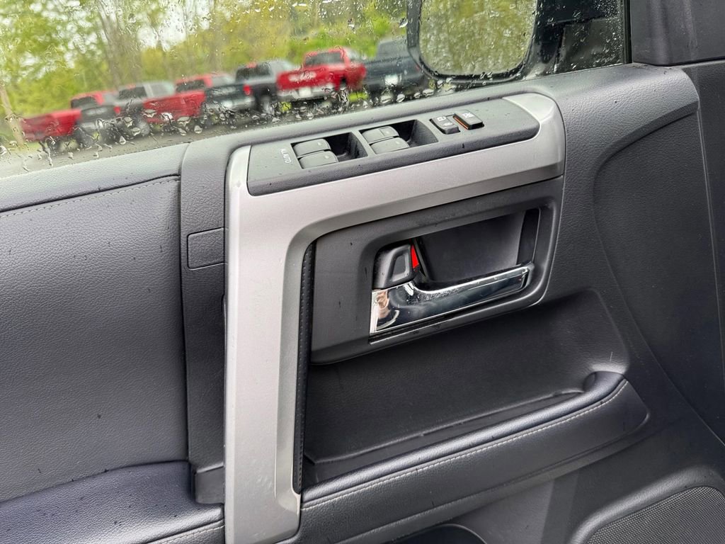 Used 2022 Toyota 4Runner TRD Sport w/ Technology Package AWD/4WD image 12