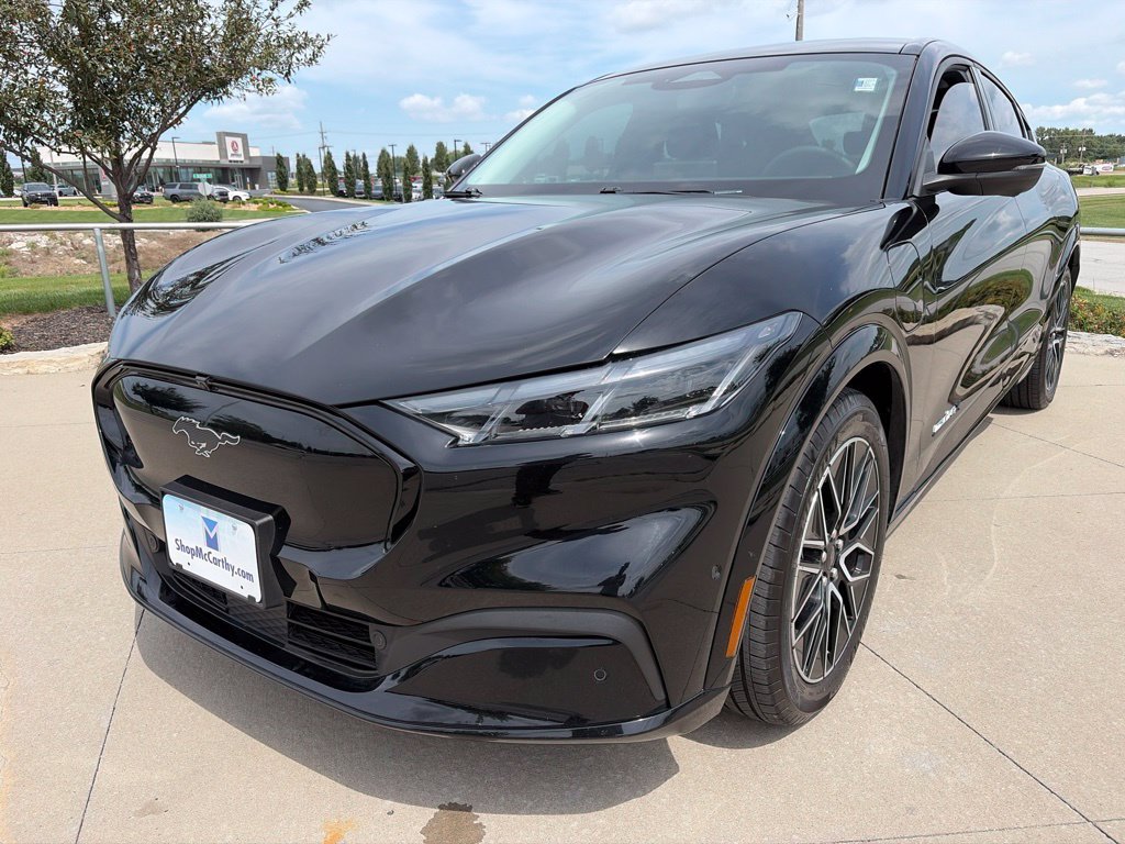 Used 2024 Ford Mustang Mach-E Premium AWD/4WD image 4