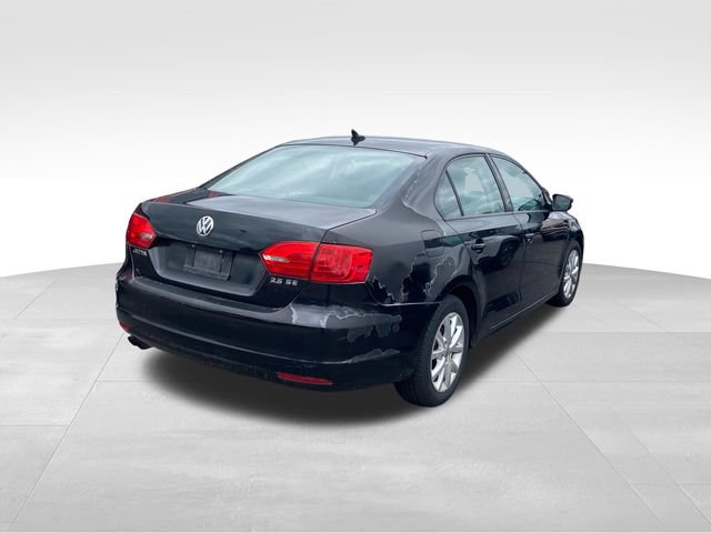 Used 2011 Volkswagen Jetta SE FWD video 2