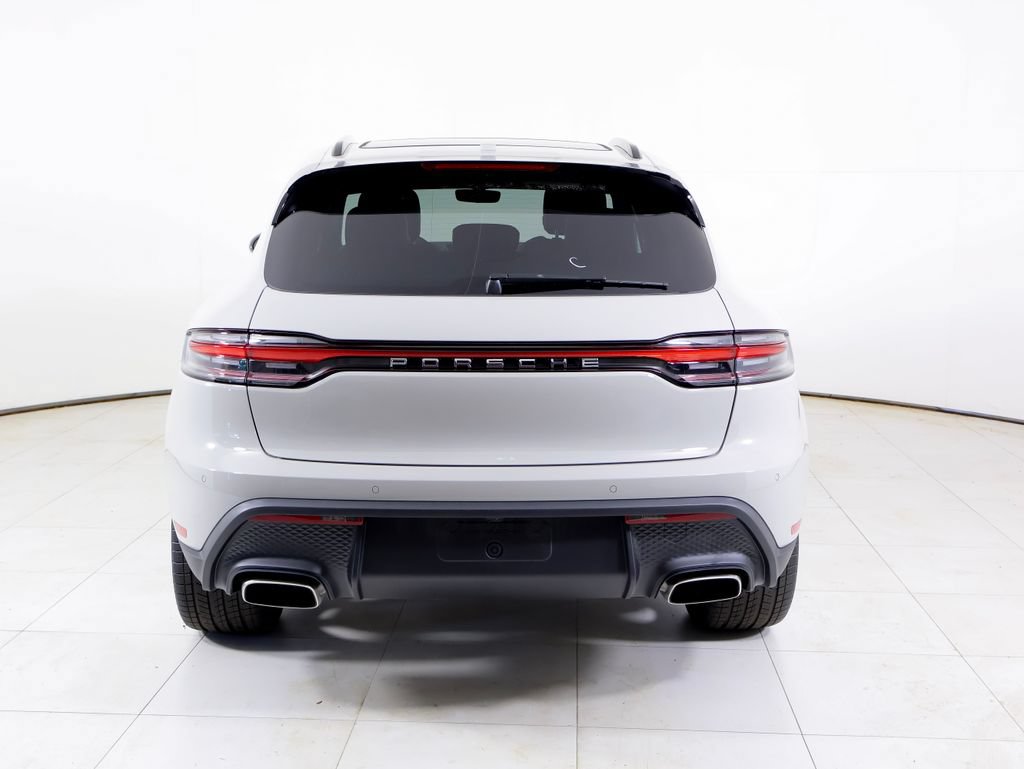 New 2026 Porsche Macan AWD/4WD image 32