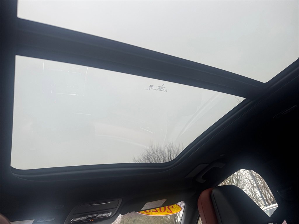 Used 2025 Lincoln Aviator Reserve w/ Equipment Group 201A image 24