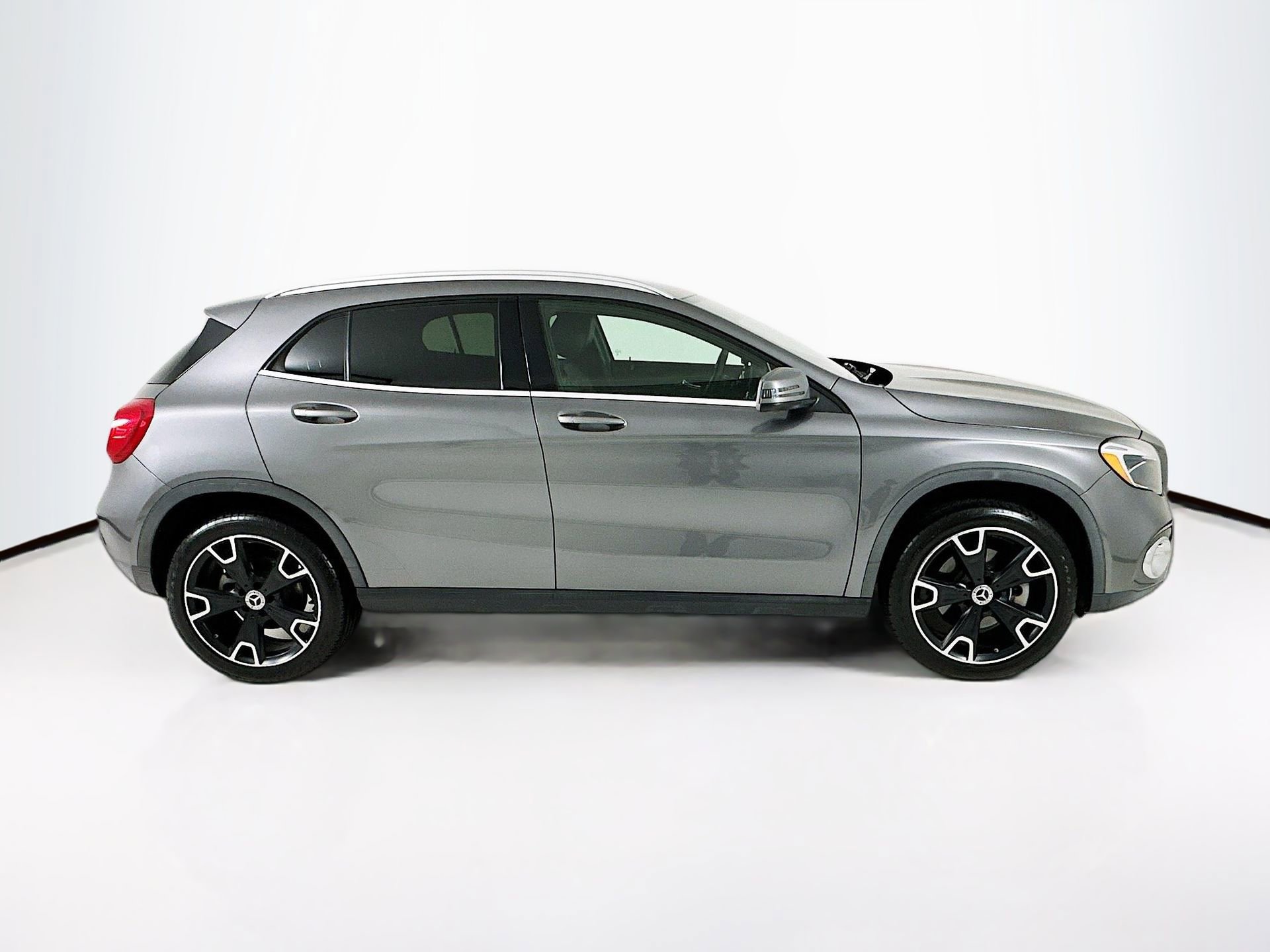 Used 2019 Mercedes-Benz GLA 250 GLA 250 image 9