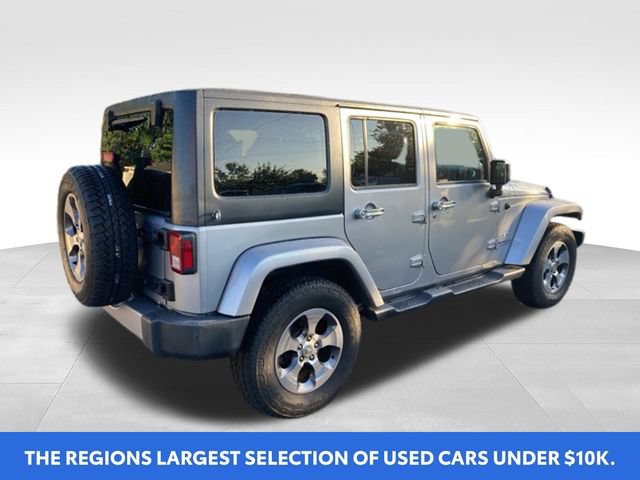 Used 2017 Jeep Wrangler Unlimited Sahara AWD/4WD image 3
