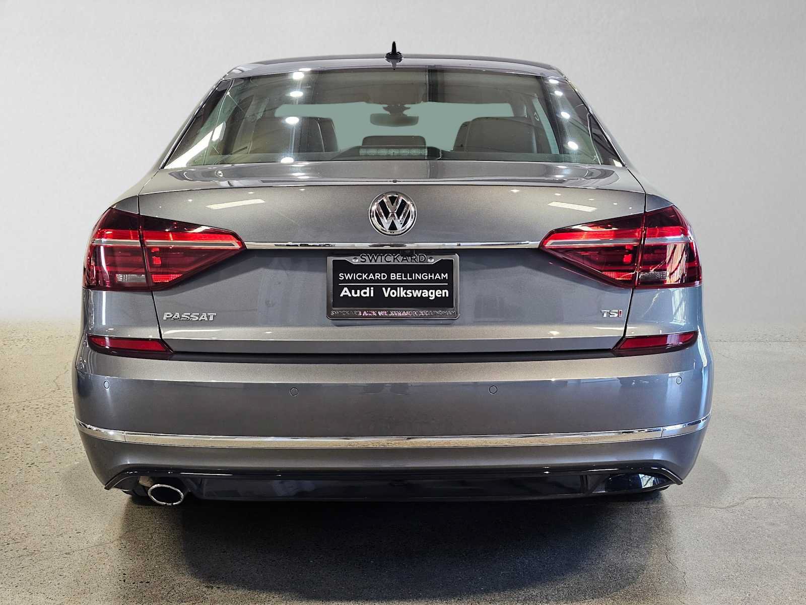 Used 2019 Volkswagen Passat 2.0T SE R-Line FWD image 4