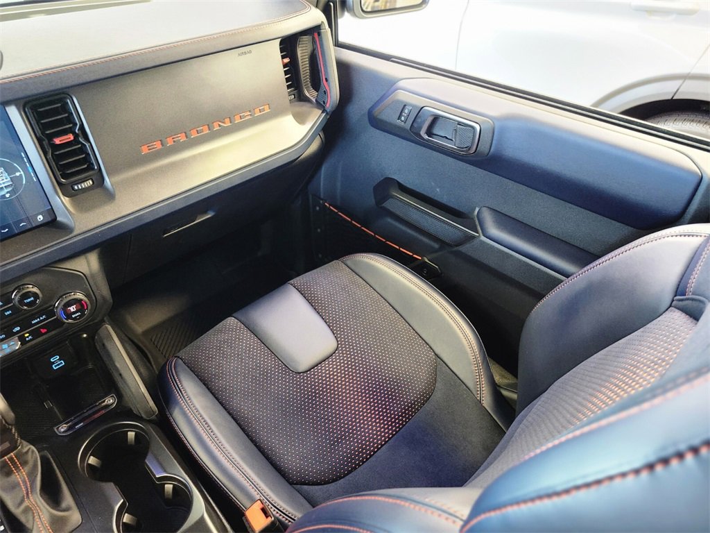 New 2025 Ford Bronco Raptor image 14