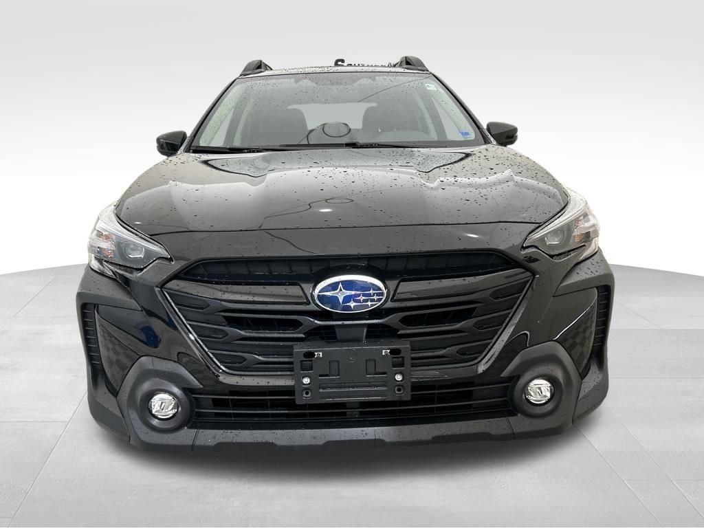 Used 2025 Subaru Outback Onyx Edition image 9